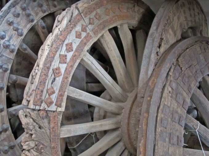 cart-wheels-e1475871835126-1912865